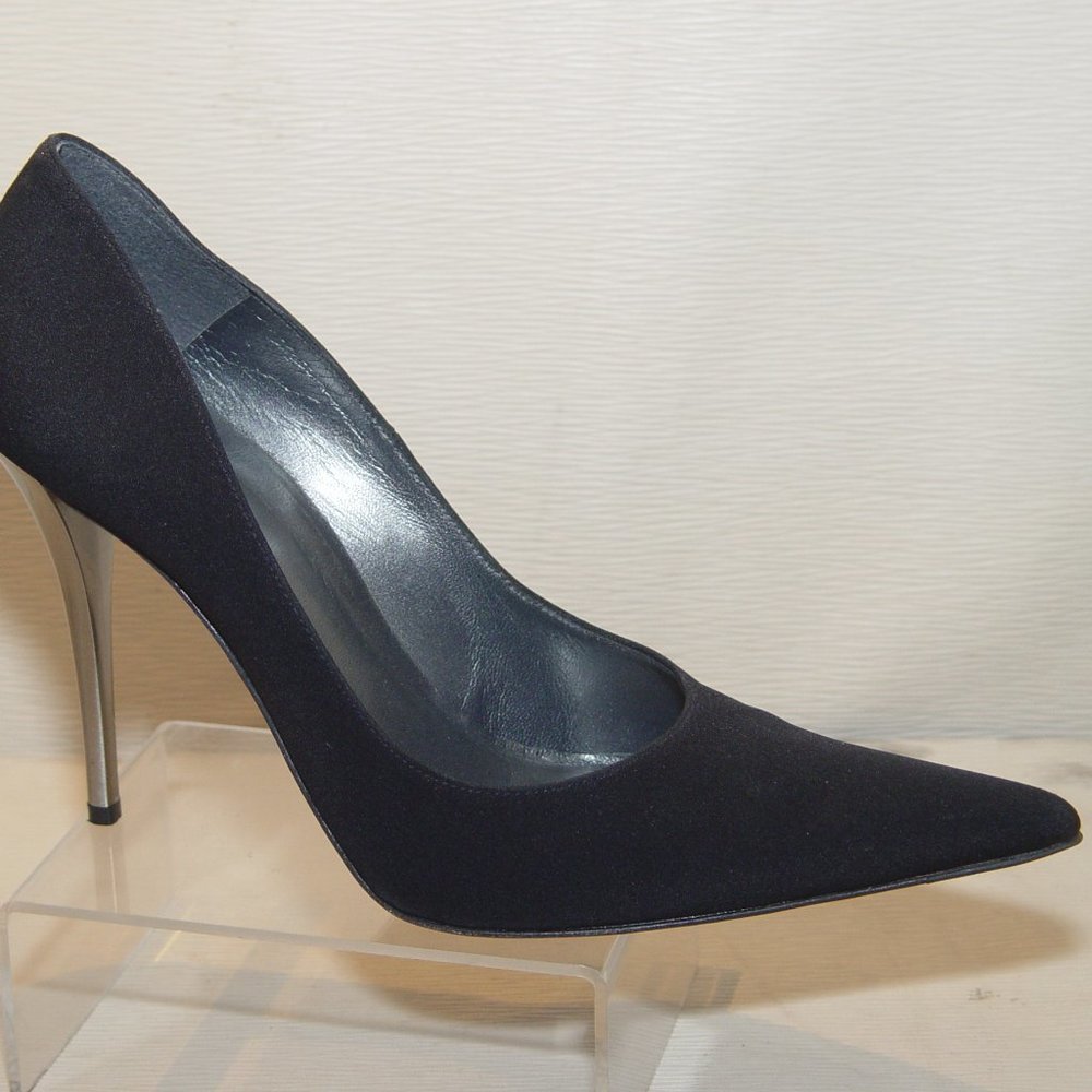 Stuart Weitzman Fever High Heel Pumps